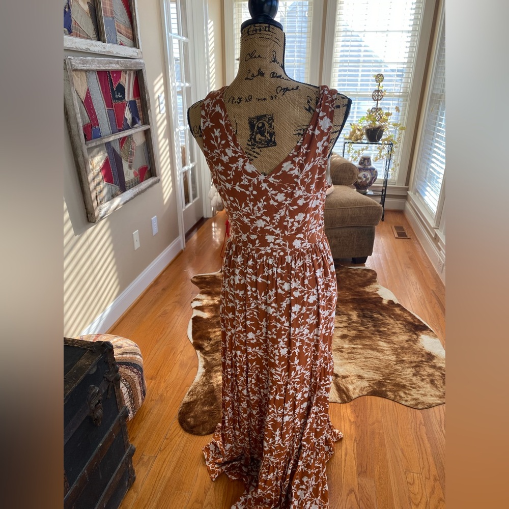 Cynthia Rowley brown and white floral maxi dress - Picture 8 of 8